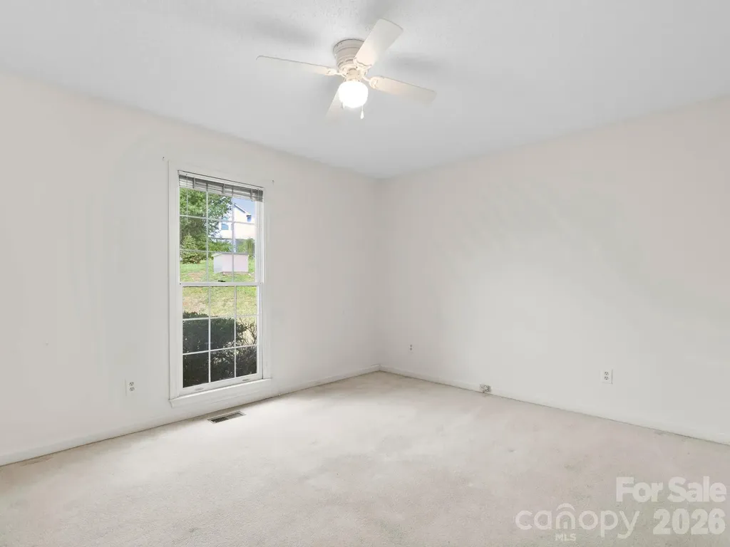 1 Strathmore Drive Arden NC 28704