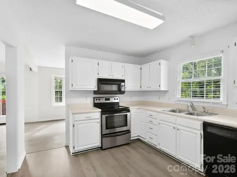 1 Strathmore Drive Arden NC 28704