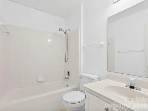 1 Strathmore Drive Arden NC 28704