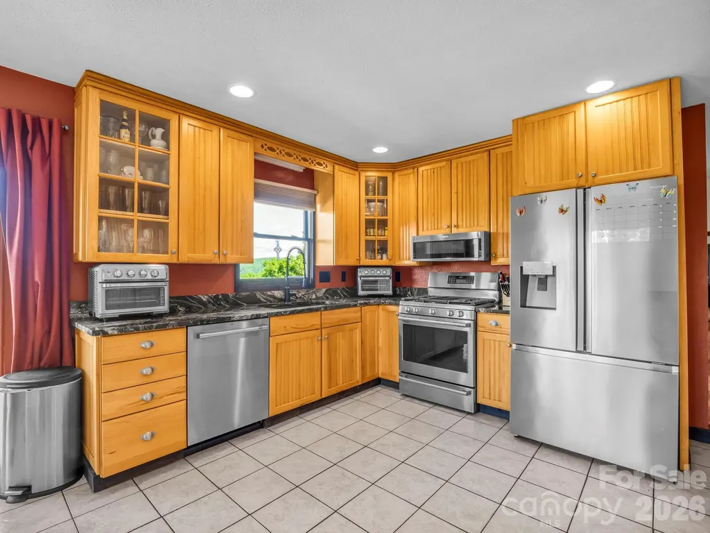 1025 Jeter Mountain Road Penrose NC 28766