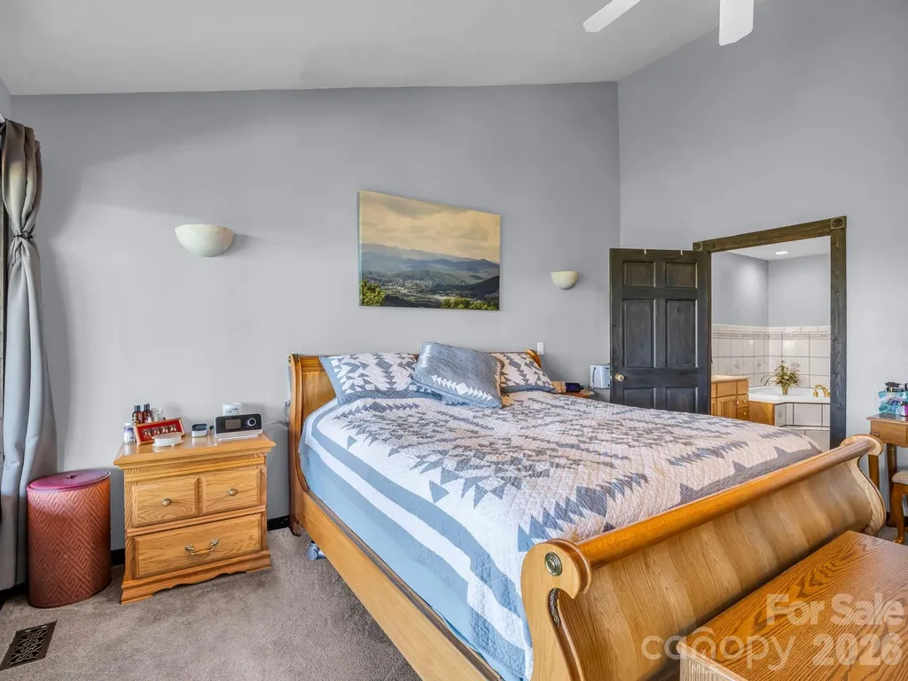 1025 Jeter Mountain Road Penrose NC 28766