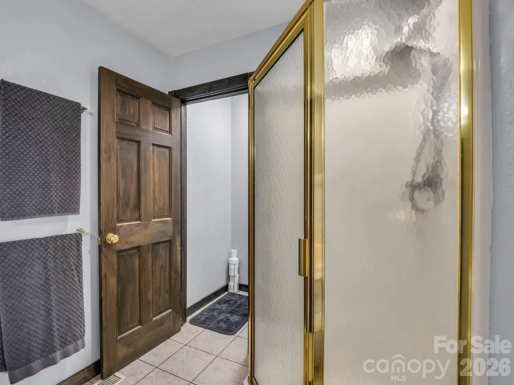1025 Jeter Mountain Road Penrose NC 28766