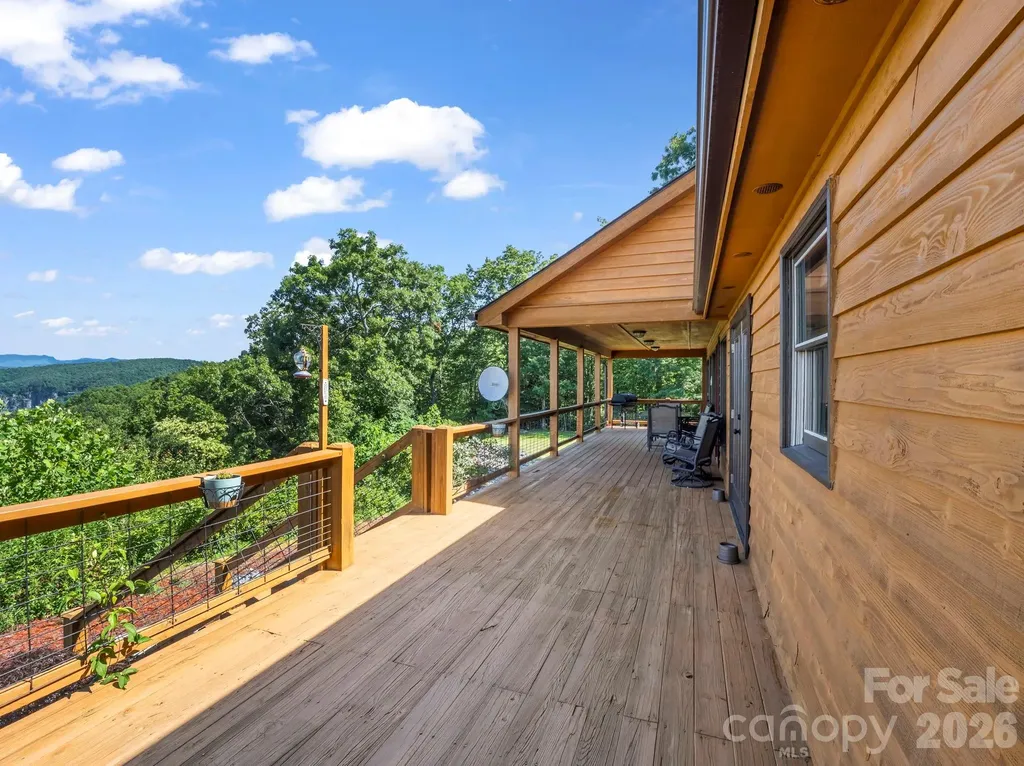 1025 Jeter Mountain Road Penrose NC 28766