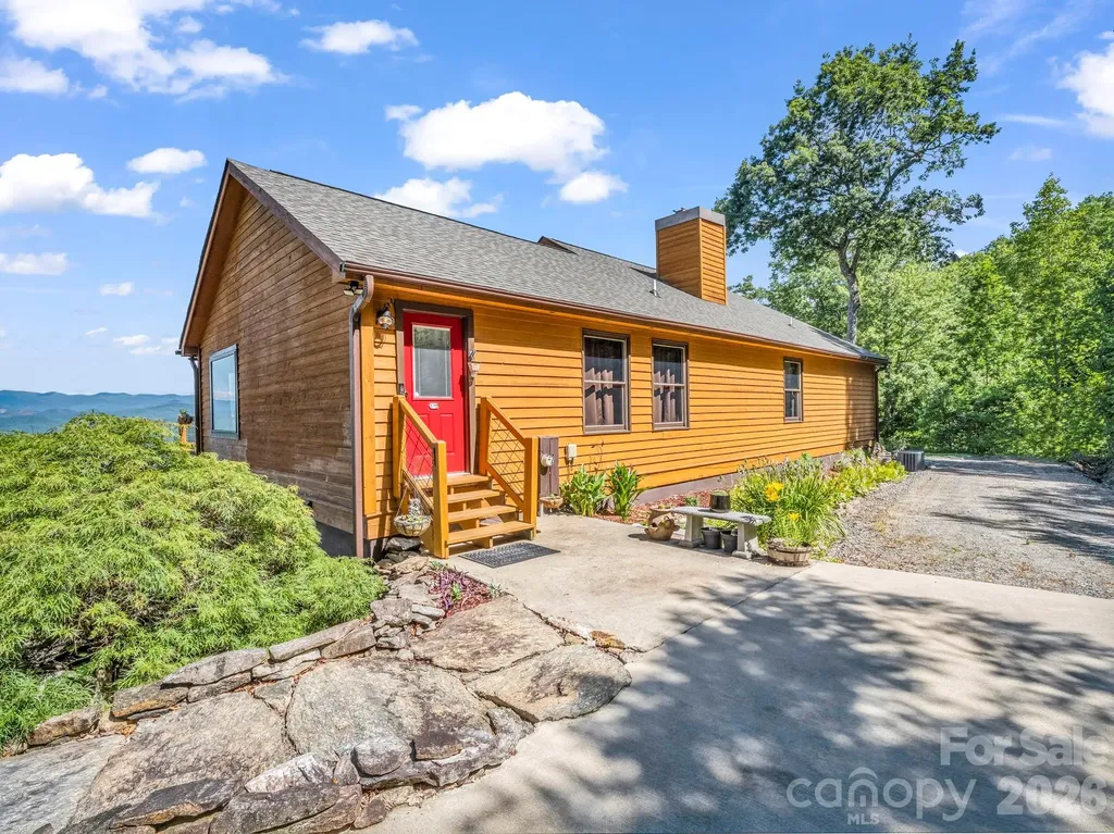 1025 Jeter Mountain Road Penrose NC 28766