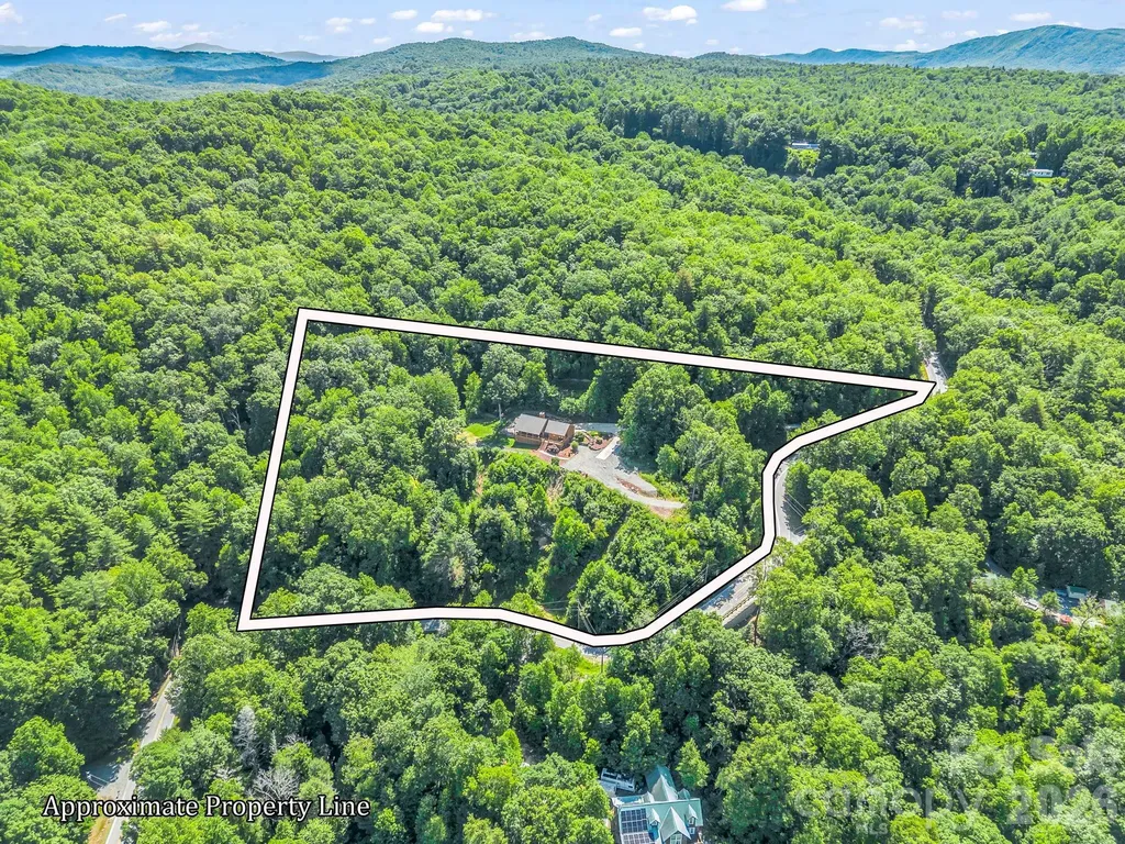 1025 Jeter Mountain Road Penrose NC 28766