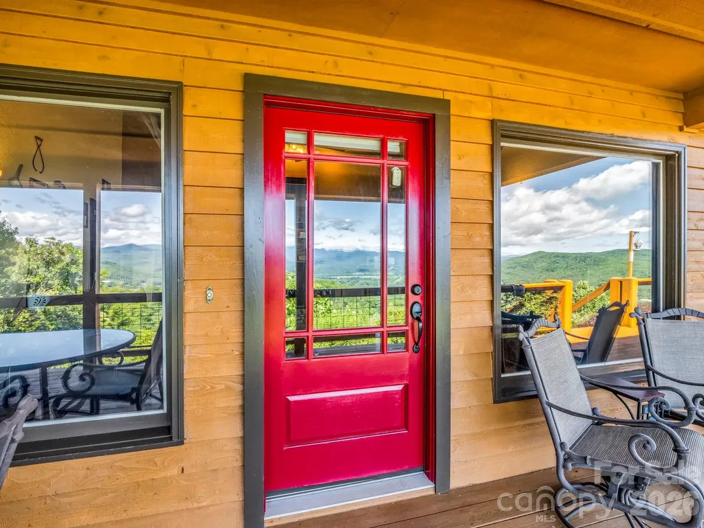 1025 Jeter Mountain Road Penrose NC 28766