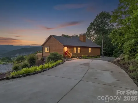 1025 Jeter Mountain Road Penrose NC 28766