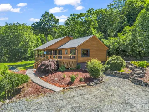 1025 Jeter Mountain Road Penrose NC 28766