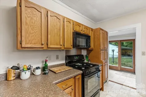 196 E French Broad Street Brevard NC 28712