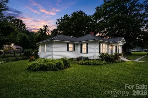 196 E French Broad Street Brevard NC 28712