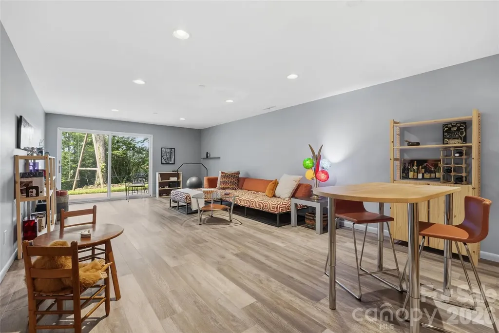 4 Kent Place Asheville NC 28804