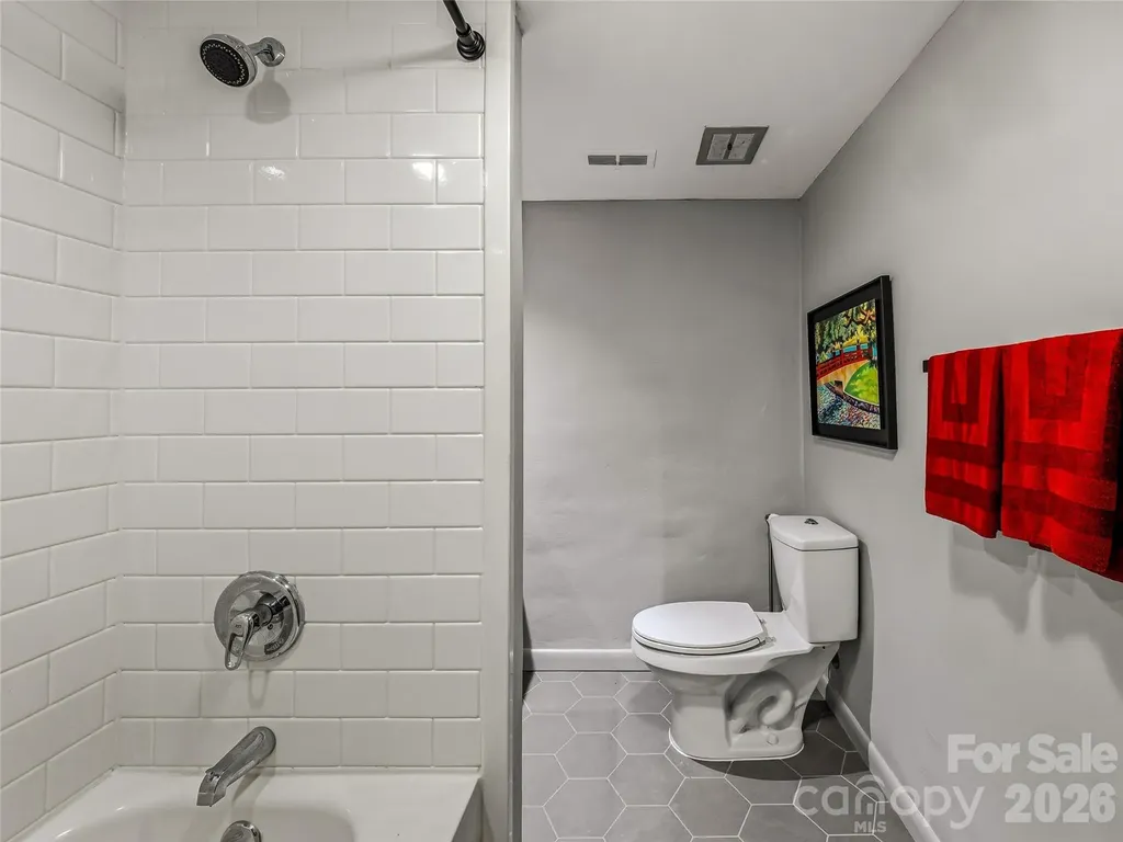 4 Kent Place Asheville NC 28804