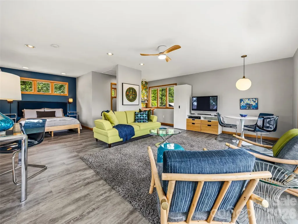 4 Kent Place Asheville NC 28804