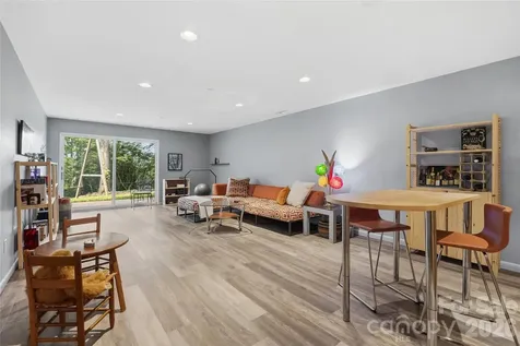 4 Kent Place Asheville NC 28804