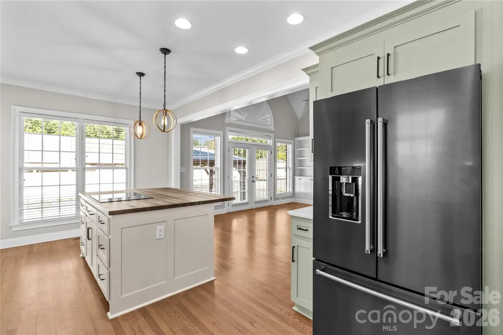 185 Upper Oak Drive Statesville NC 28625