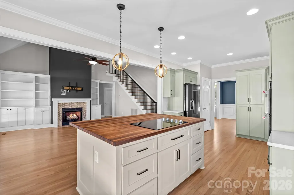 185 Upper Oak Drive Statesville NC 28625