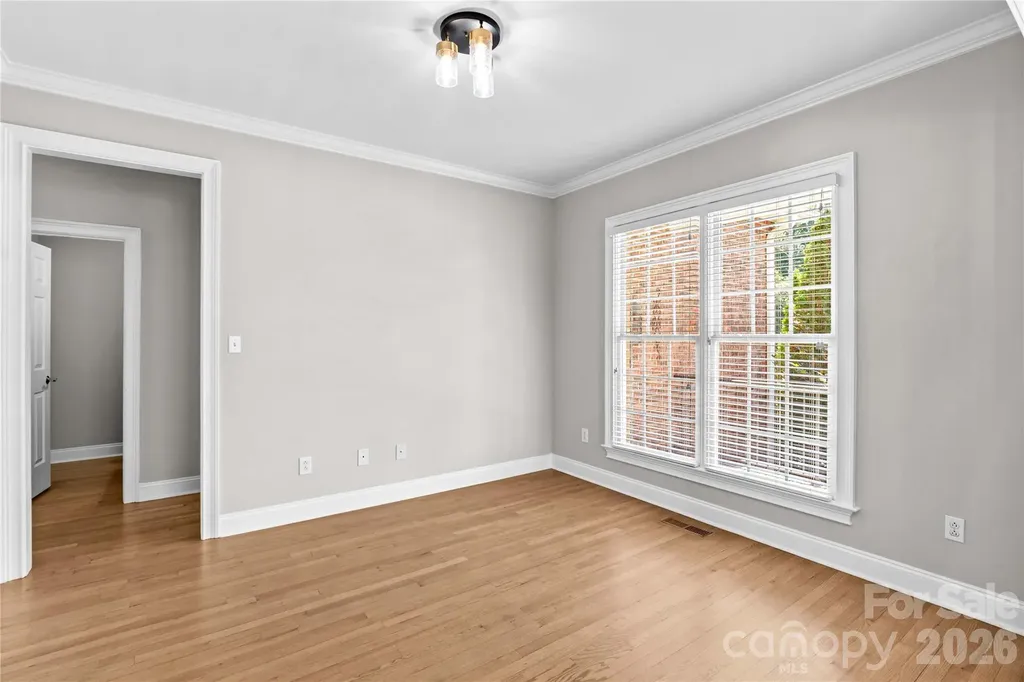 185 Upper Oak Drive Statesville NC 28625