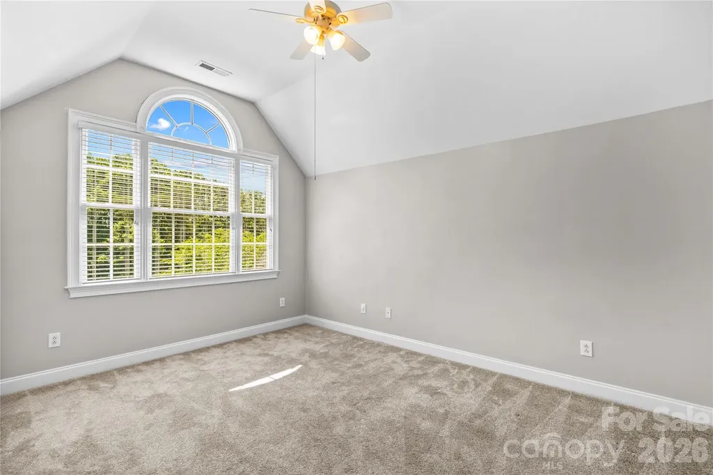 185 Upper Oak Drive Statesville NC 28625