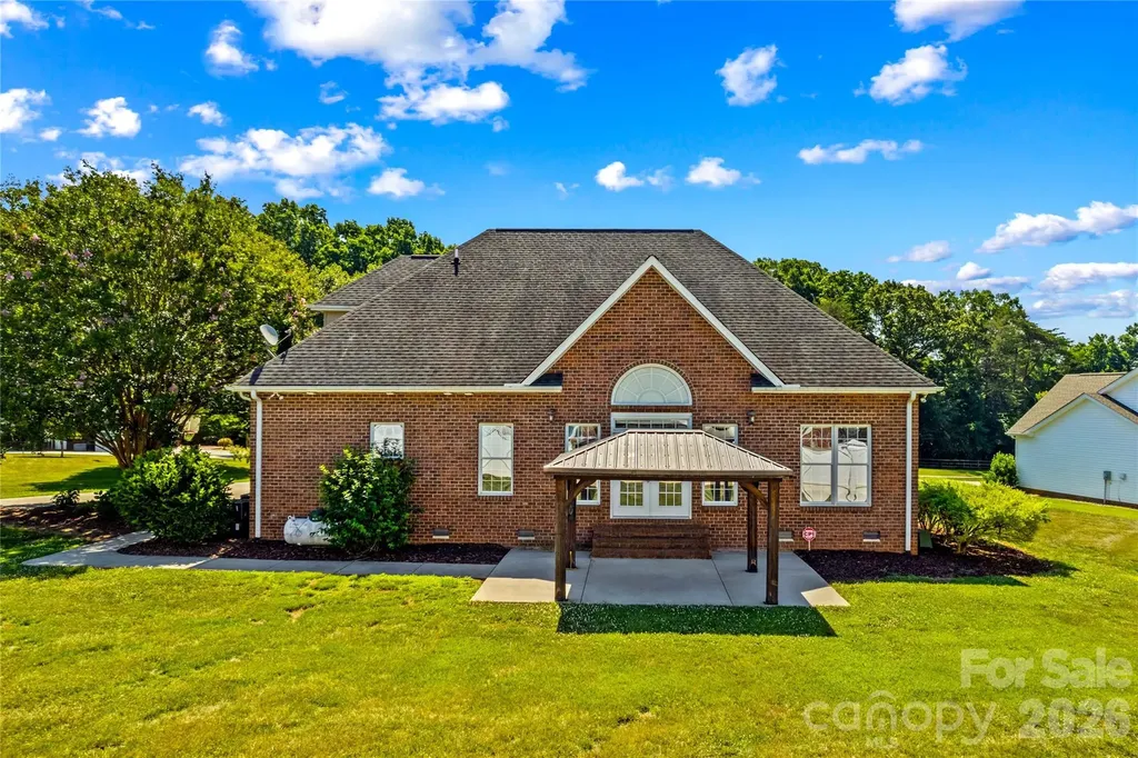 185 Upper Oak Drive Statesville NC 28625