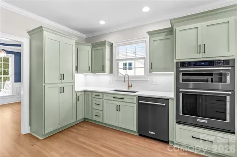 185 Upper Oak Drive Statesville NC 28625