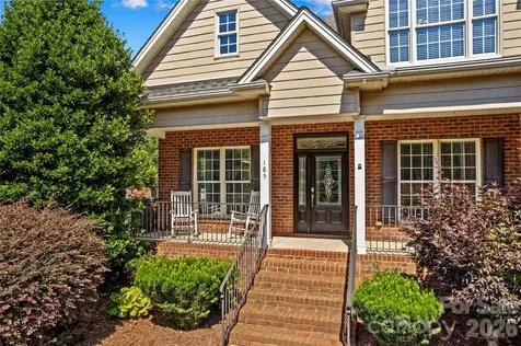 185 Upper Oak Drive Statesville NC 28625