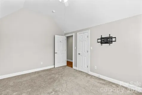 185 Upper Oak Drive Statesville NC 28625