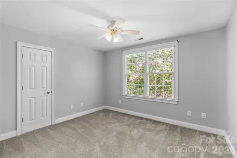 185 Upper Oak Drive Statesville NC 28625