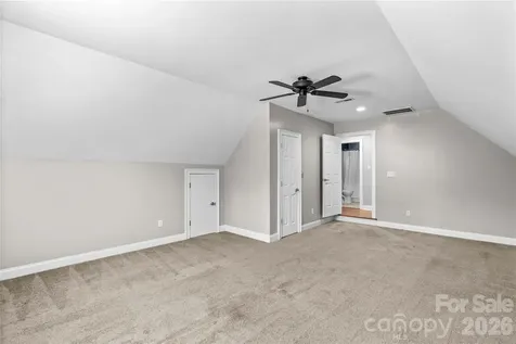 185 Upper Oak Drive Statesville NC 28625
