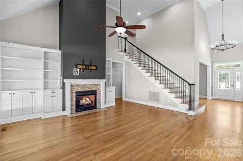 185 Upper Oak Drive Statesville NC 28625