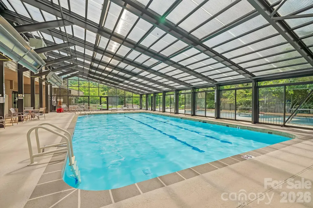 52 Clubside Drive Asheville NC 28804