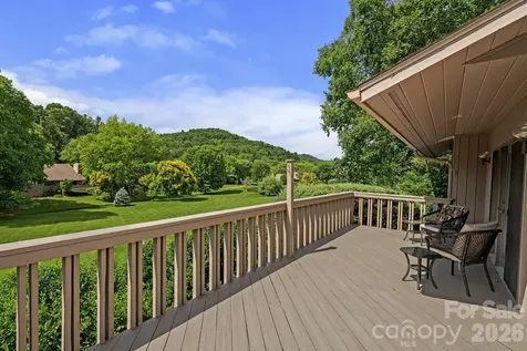 52 Clubside Drive Asheville NC 28804