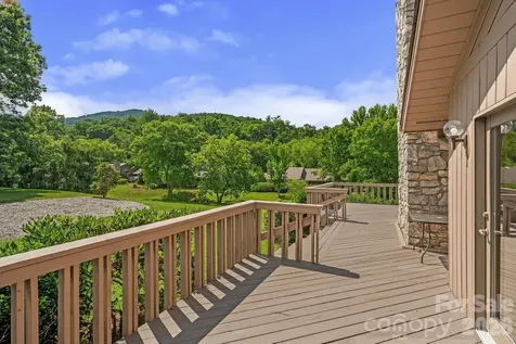 52 Clubside Drive Asheville NC 28804