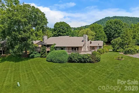 52 Clubside Drive Asheville NC 28804