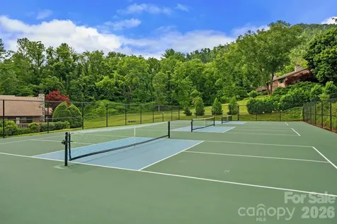52 Clubside Drive Asheville NC 28804