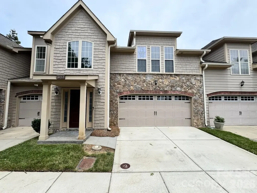1005 Stuarts Landing Drive Cramerton NC 28032