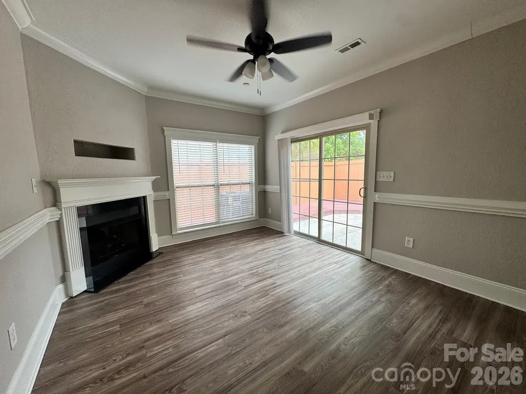 1005 Stuarts Landing Drive Cramerton NC 28032