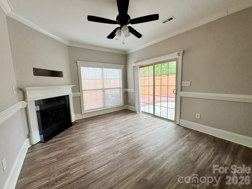 1005 Stuarts Landing Drive Cramerton NC 28032