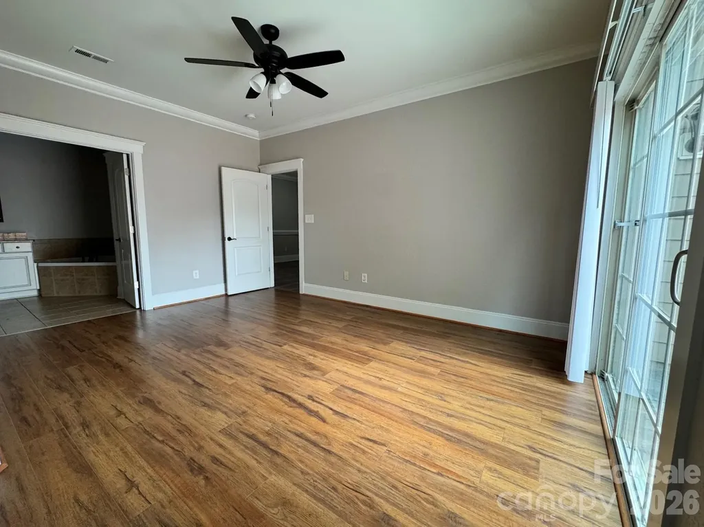 1005 Stuarts Landing Drive Cramerton NC 28032
