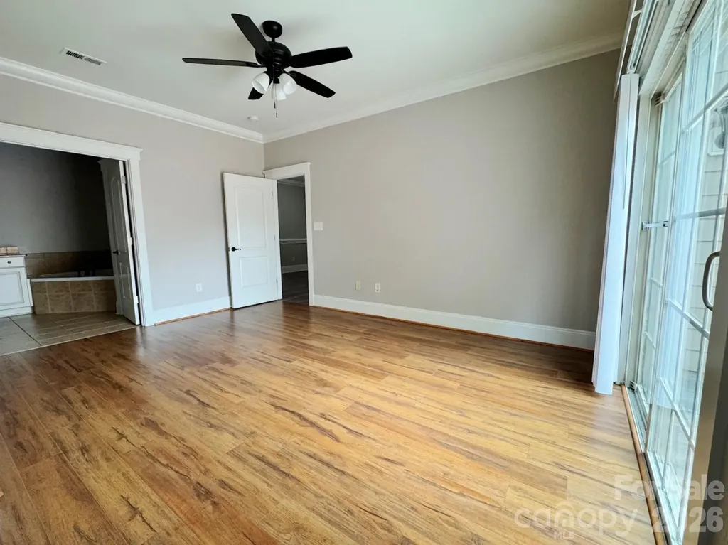 1005 Stuarts Landing Drive Cramerton NC 28032
