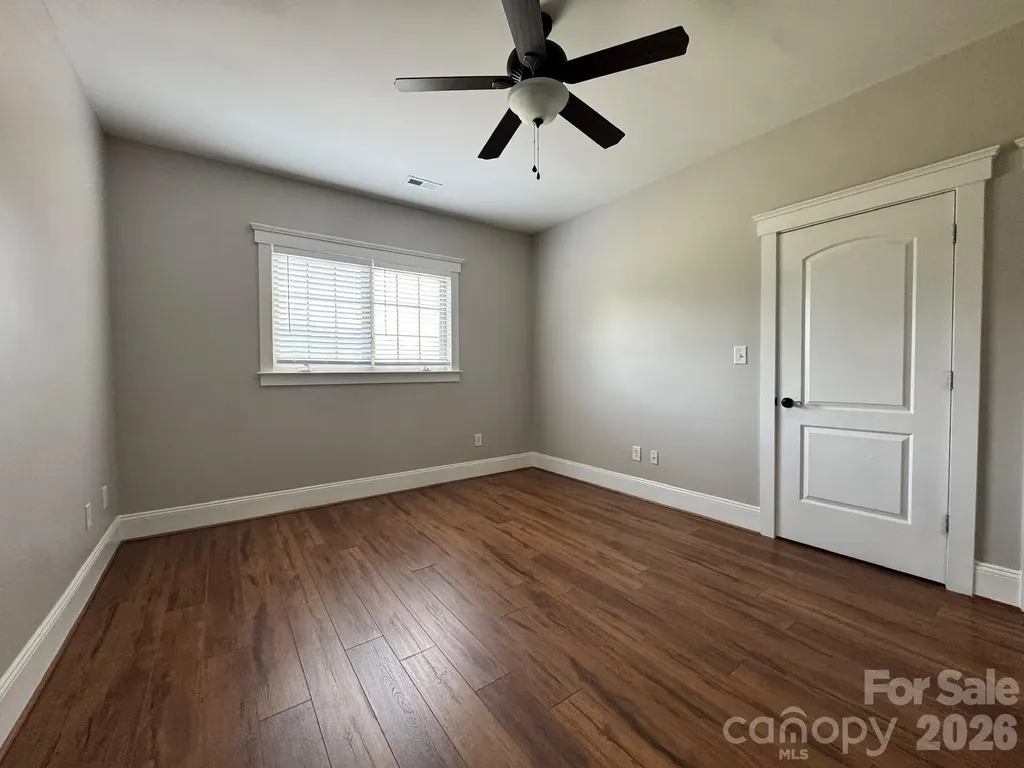 1005 Stuarts Landing Drive Cramerton NC 28032