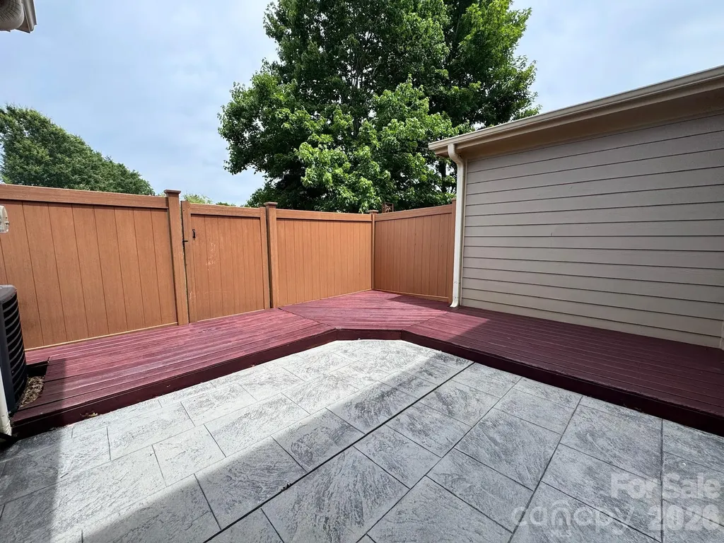 1005 Stuarts Landing Drive Cramerton NC 28032