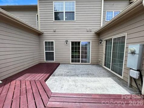 1005 Stuarts Landing Drive Cramerton NC 28032