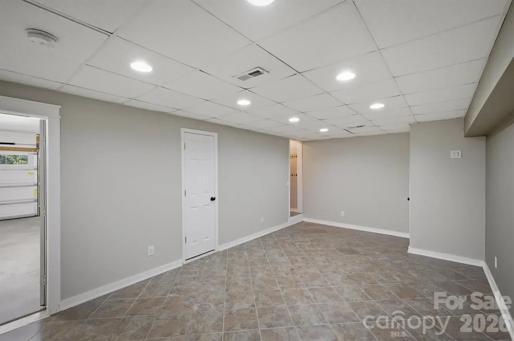 2064 Old Nc 18 Morganton NC 28655