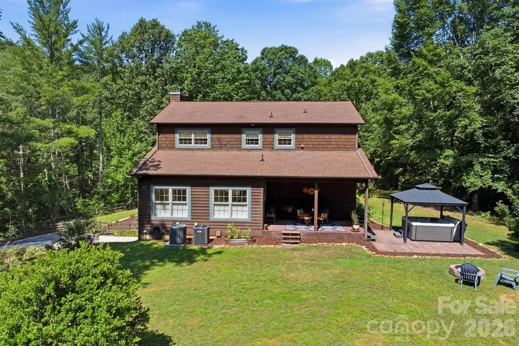 2064 Old Nc 18 Morganton NC 28655