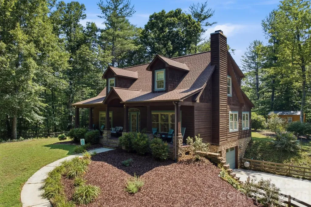 2064 Old Nc 18 Morganton NC 28655