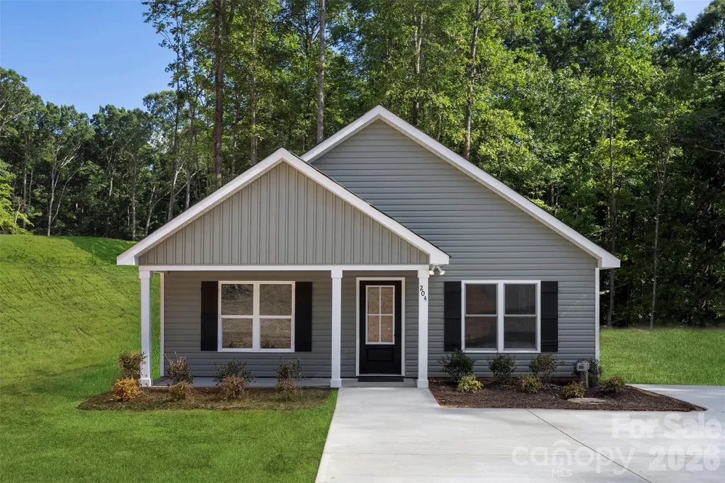 204 Knollwood Circle Albemarle NC 28001