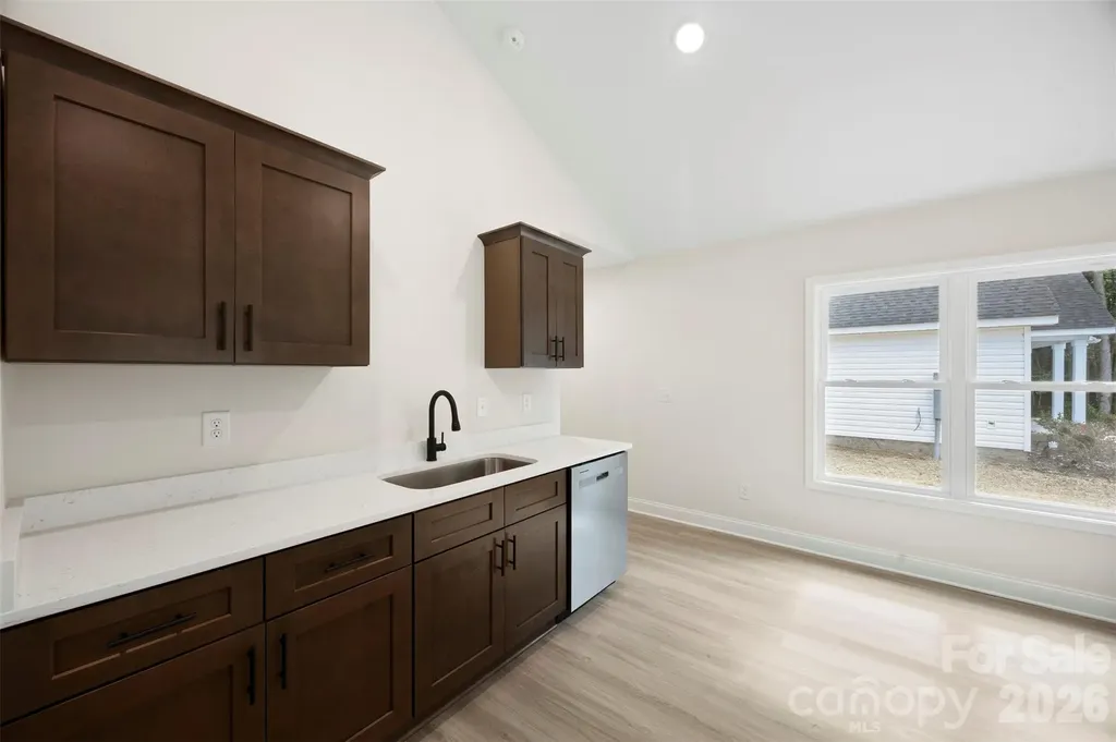 204 Knollwood Circle Albemarle NC 28001