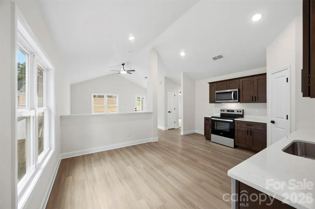 204 Knollwood Circle Albemarle NC 28001
