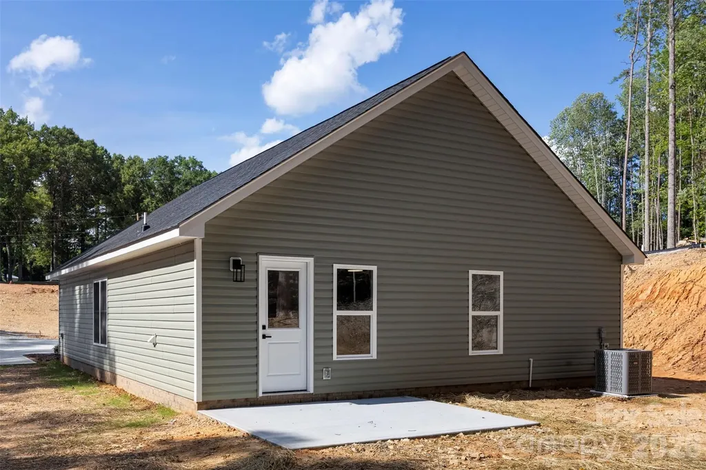 204 Knollwood Circle Albemarle NC 28001