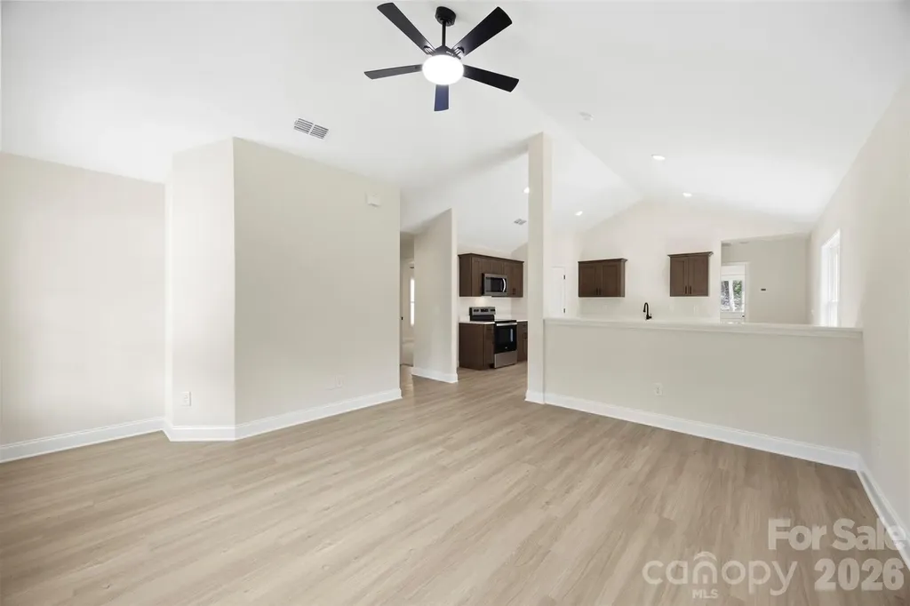 204 Knollwood Circle Albemarle NC 28001